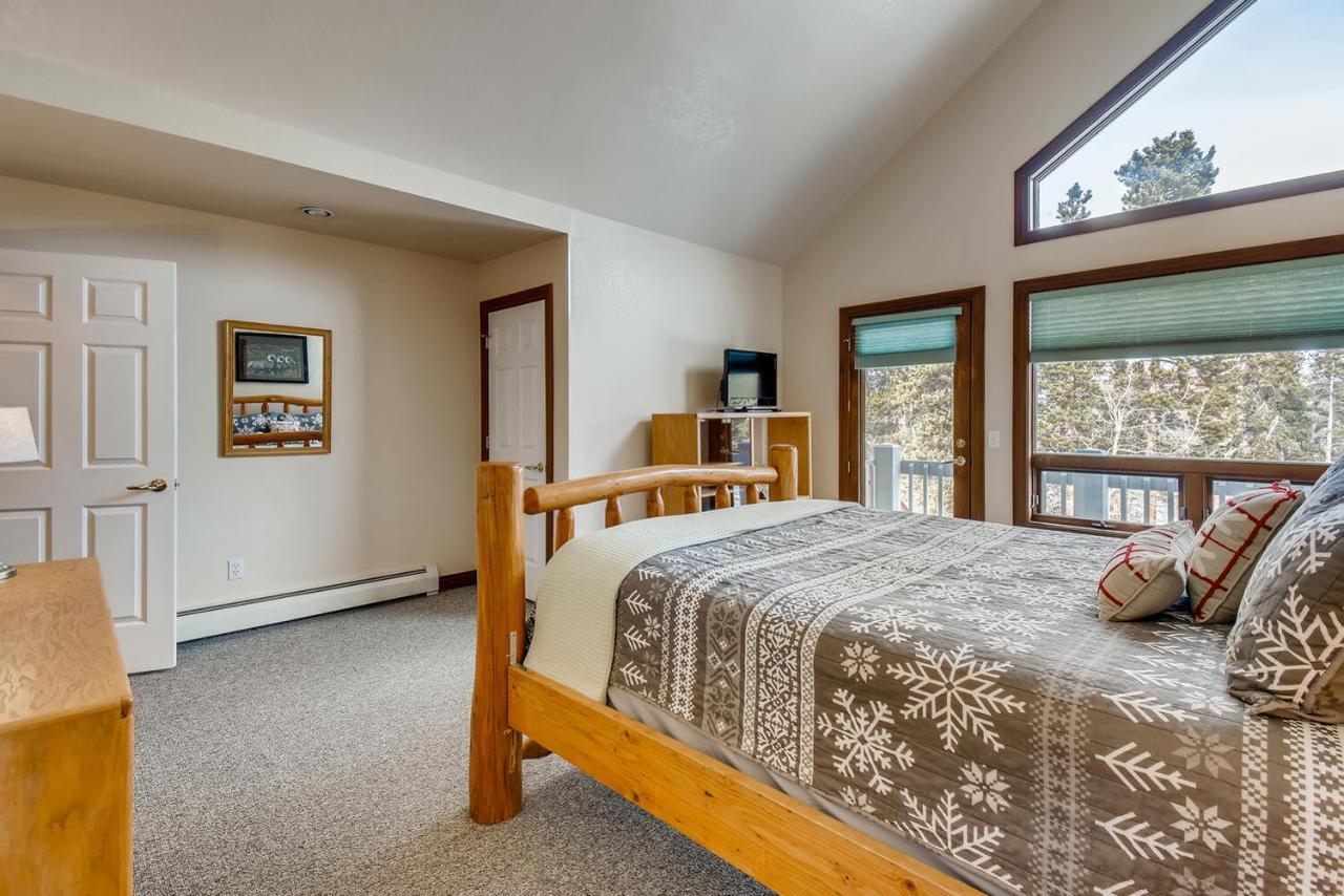 Pinecreek #F - 3 Bedroom - Close To Town - Shuttle To Slopes - Pool And Hot Tub Access Breckenridge Exterior foto